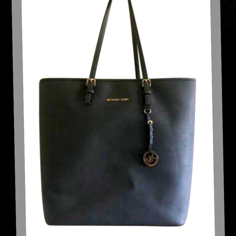 Michael Kors Jet Setter Multi Function Tote (Tall)